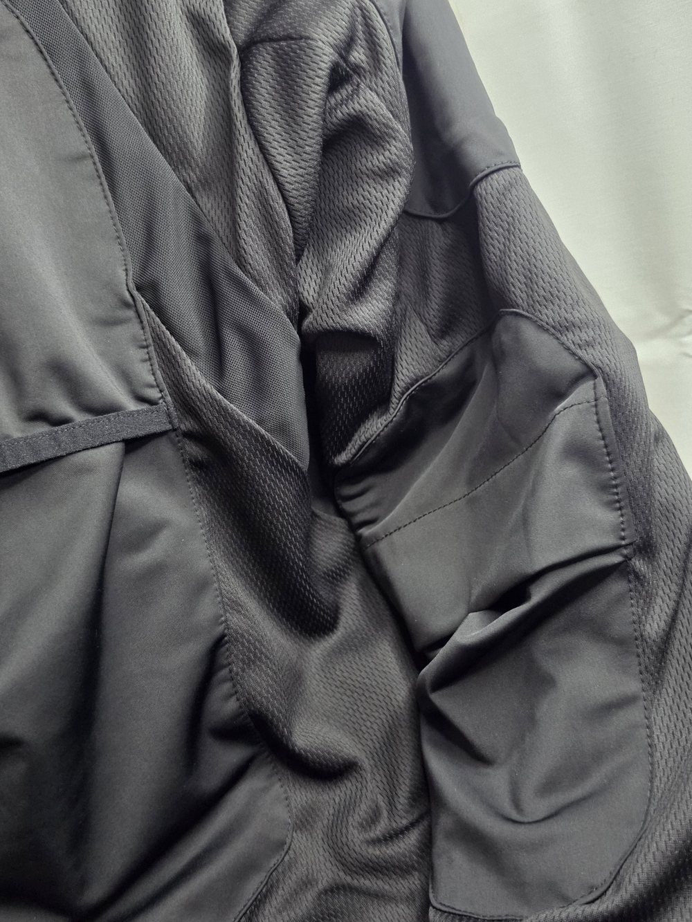 Women's Esteem Soft Shell Riding Jacket - Picture 4 of 6